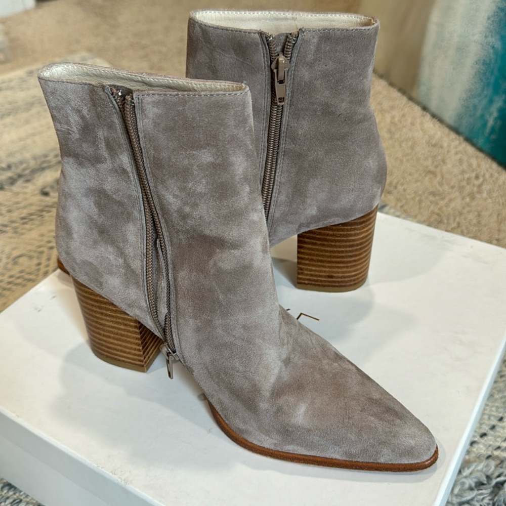 RAYE Merit Bootie, Size 6